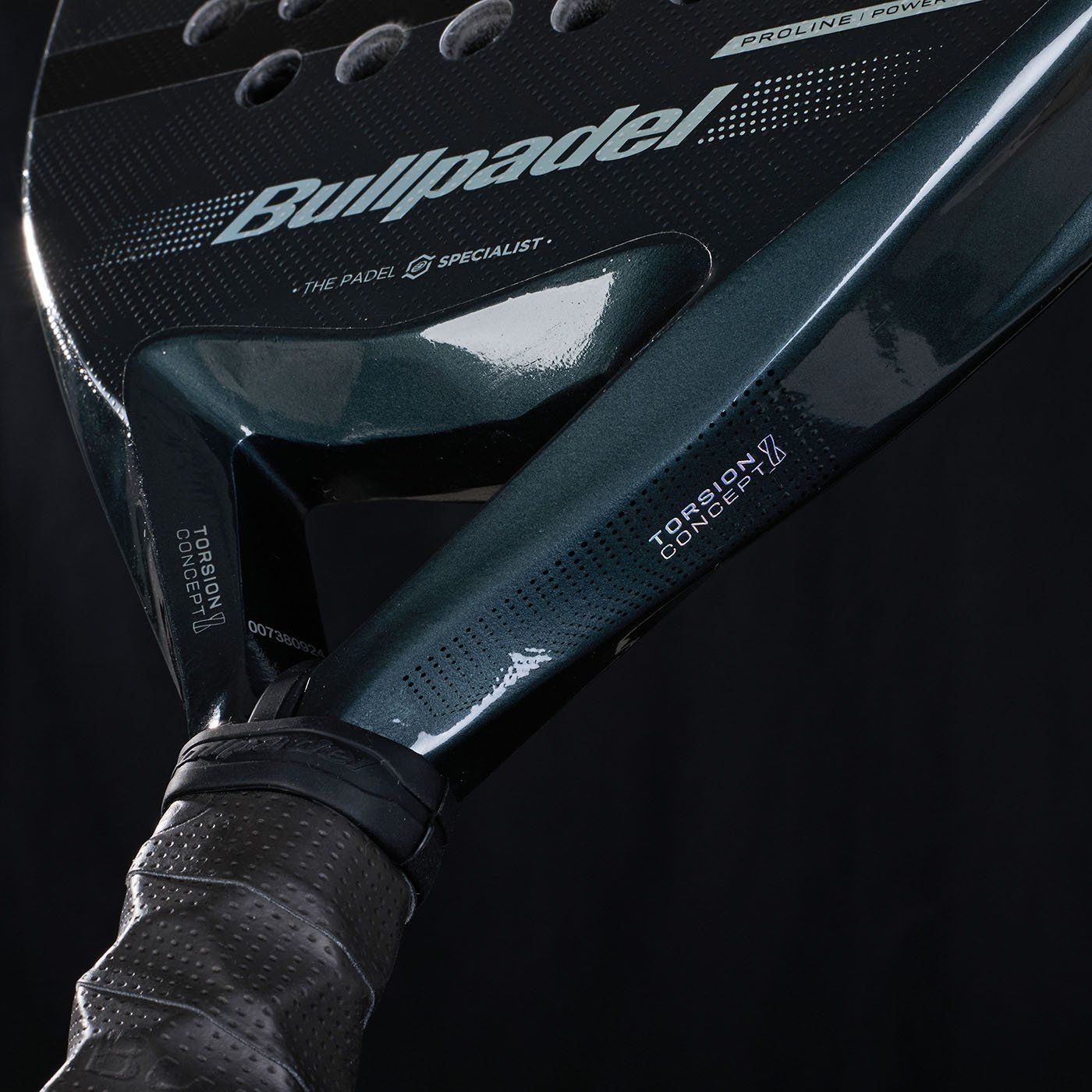 RACKET BULLPADEL ICON 25