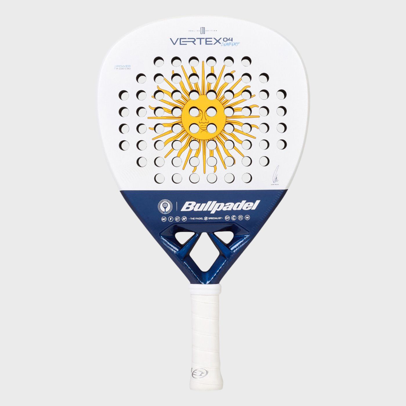 PALA BULLPADEL VERTEX 04 CFM APA