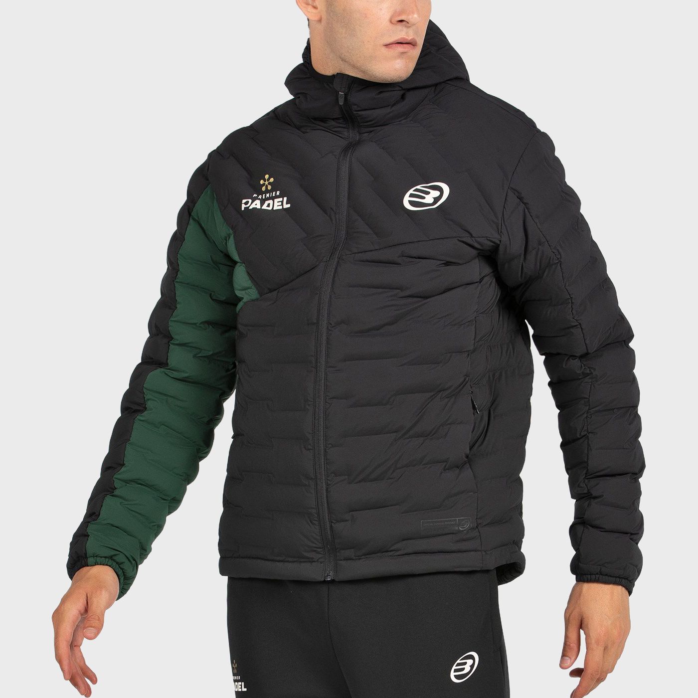 tienda de padel Madrid, tienda de padel online, tienda de padel españa, tienda de padel en linea, ANORACK BULLPADEL POPY NEGRO